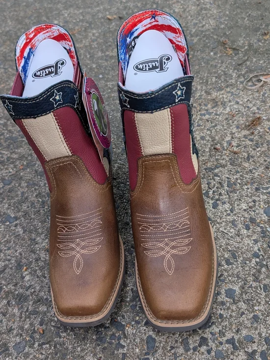 Justin Western Chellie Ankle Boots with Star-Spangled Design (new) - Picture 8 of 11